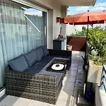 Lichtdurchflutete Grosse Apartament