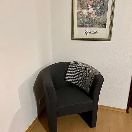 شقة Lichtdurchflutete Grosse شفيلم