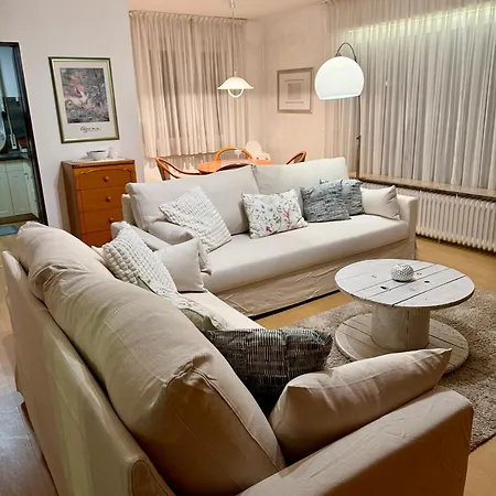 アパート Lichtdurchflutete Grosse シュヴェルム